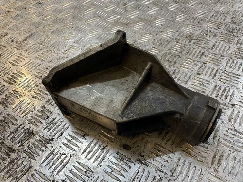 BMW X5 E70 Lagerhalterung für Halbachsfederung 7552540 3.00 Diesel 22162304