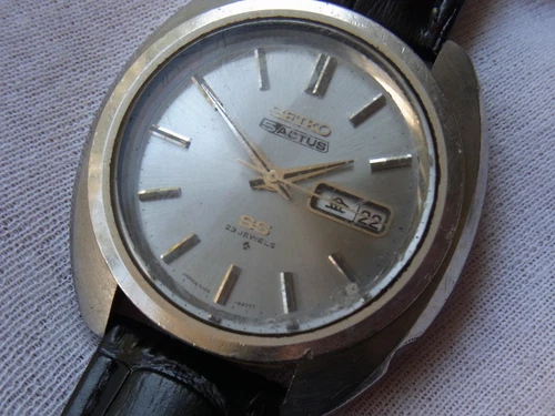 SEIKO 5 ACTUS SS VINTAGE 6106-8440 AUTOMATIC 23 JEWEL SUWA MENS WORKING