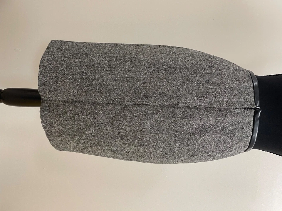 Falda de lana con ribete de cuero de Laundry Foto 2 de 3