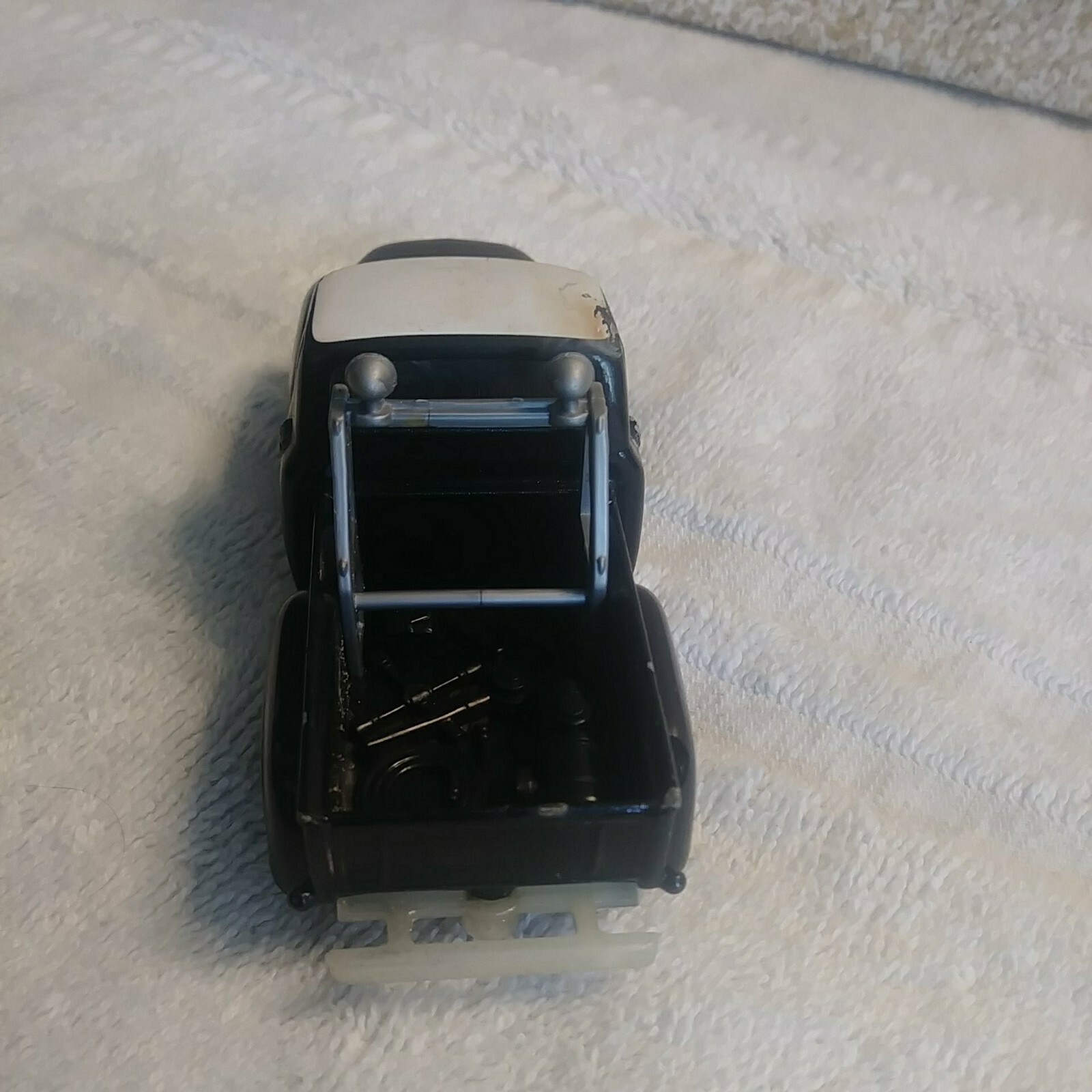 Picture 2 of 5