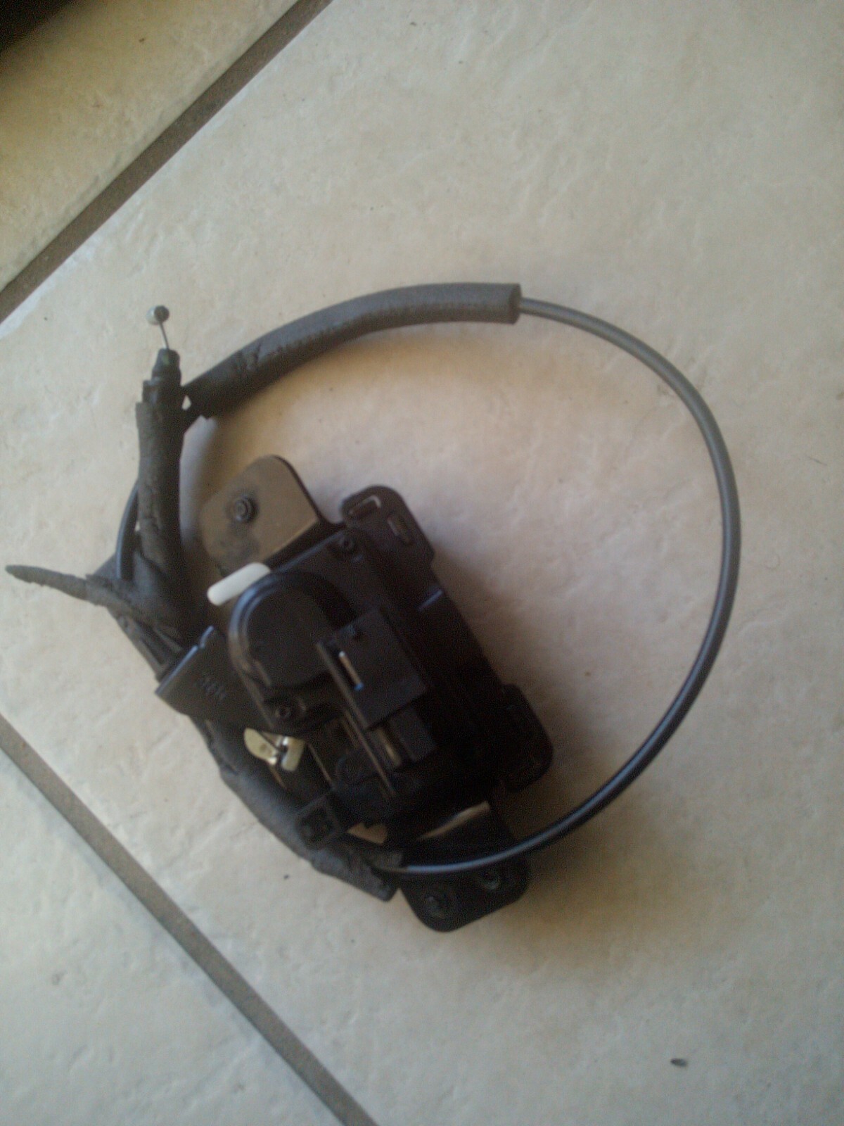 07 12 Caliber Compass Rear Liftgate Trunk Latch Lock Actuator OEM