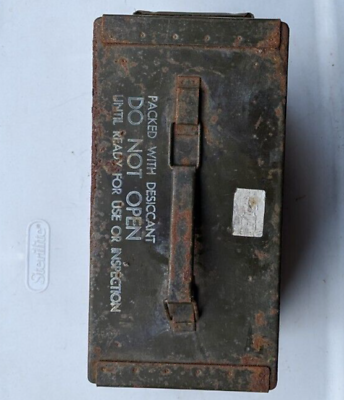 N335 8 FUZES PD M557 LOT MA-36-12 LOADED US Military N335 8-Fuze PD M557 Lot LS-80-20 Loaded 8-69 Box
