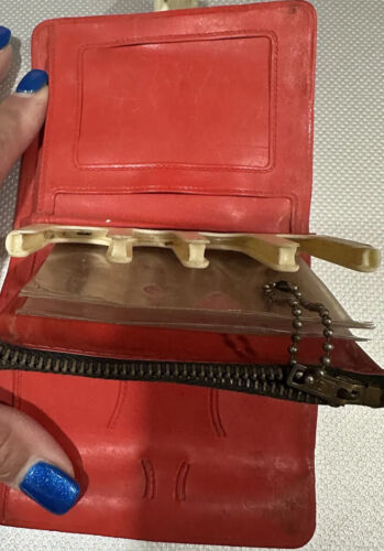 THE BEATLES ORIGINAL BILLFOLD/WALLET WITH SOME PICTURES - Foto 4 di 7