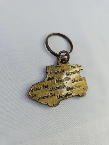 Mazatlan Mexico Jeep Keychain Souvenir Bronze Metal Tour Off-Road Vehicle 2" - Picture 3 of 3