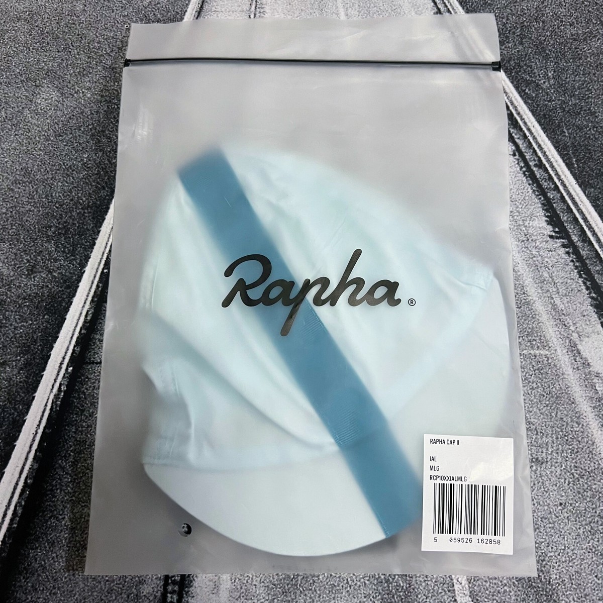 Rapha Cap Ⅱ Pale Blue/Teal Green Size-S-M NEW Rapha Cap Ⅱ Medium/Large (JP 58-64cm) Pale Blue/Teal  main image 2