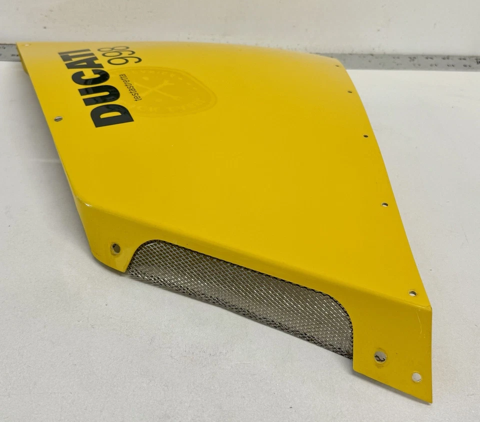 Carenado medio amarillo genuino Ducati 998 748 cubierta derecha 48011221AB necesita pintura Foto 3 de 4