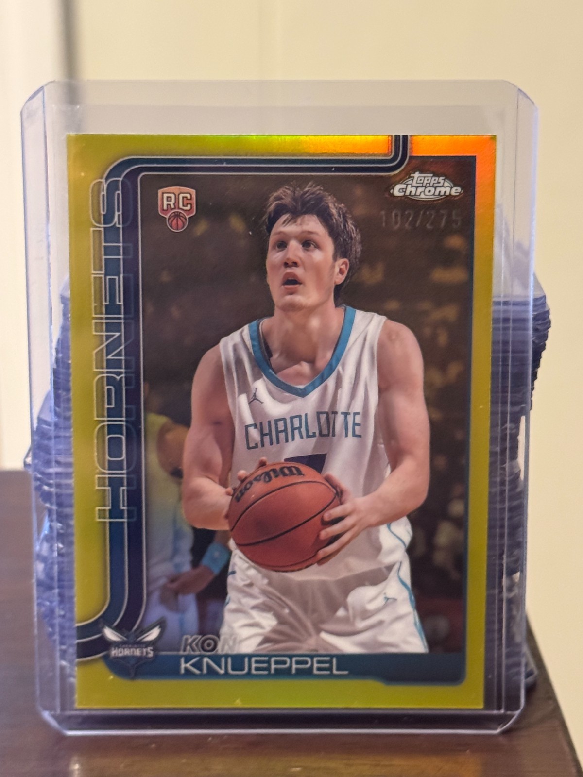 Kon Knueppel Rookie Yellow Refractor Topps Chrome #254 2025-26 RC /275