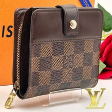 Excellent Condition Louis Vuitton Damier Compact Zip Folded Wallet13755