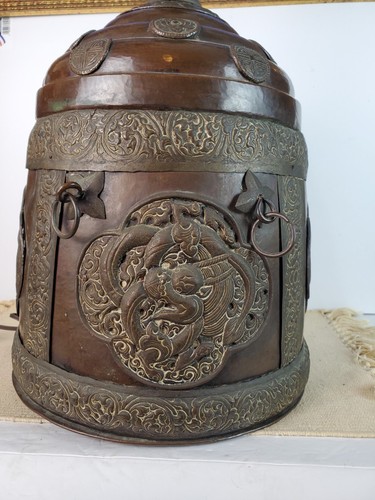 antique chinese bronze lamp 22” depiction of a dragon, motif in Tibetan Chinese - Picture 6 of 16