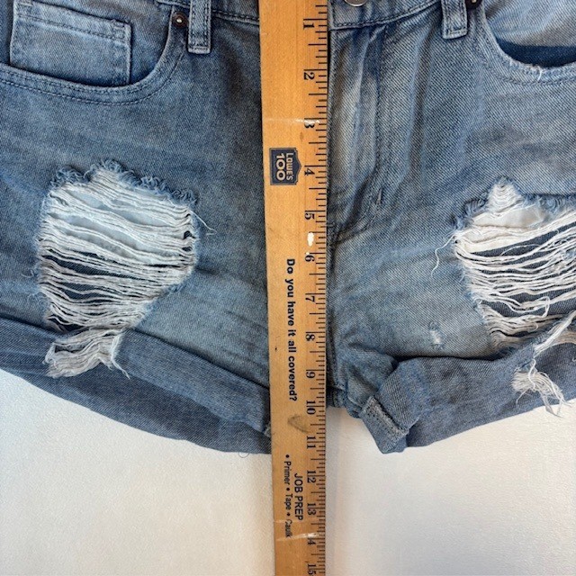 Bullhead Denim Co. Women's Distressed Boyfriend Denim Shorts Ripped Blue Size 3 thumbnail 7
