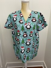 Luv Scrubs Green Christmas Tree Penguins Womens Winter Theme Top Size Medium