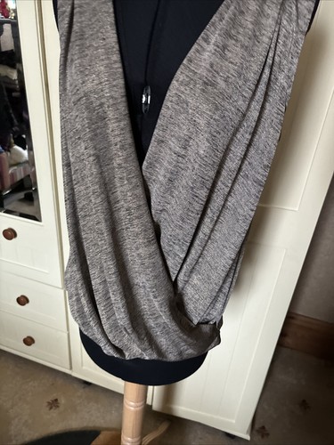 PROMOD Pre Loved Metallic Beige Smooth Knit Sleeveless V Neck Stretch Top Size L - Picture 5 of 10