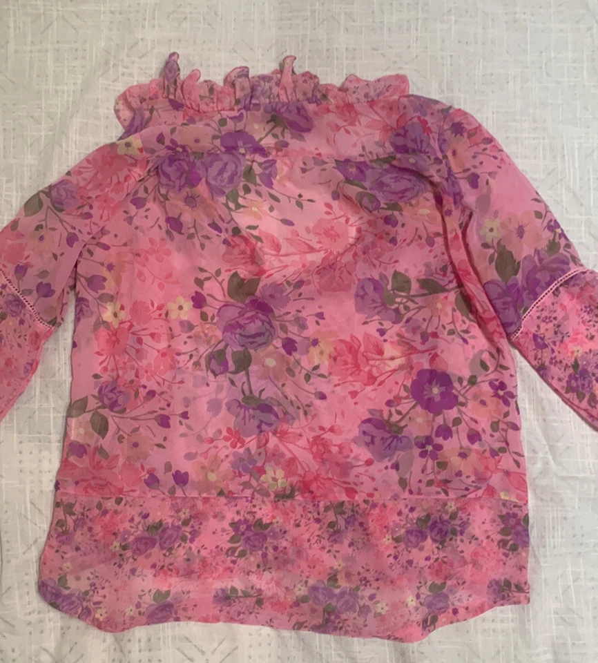 Camisa floral Dream Out Loud de Selena Gomez Foto 2 de 3