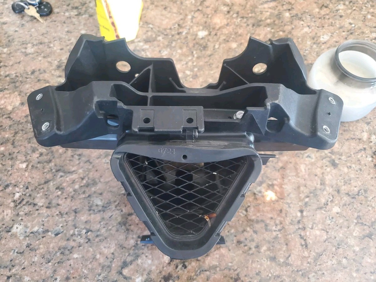 fセット 19-23 KAWASAKI NINJA ZX6R 636 OEM UPPER FAIRING GAUGES STAY RAM