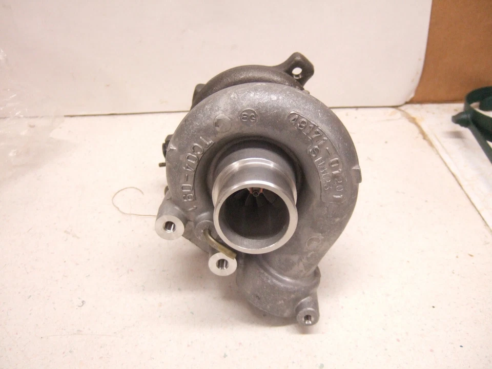 Nuevo turbocompresor Mitsubishi Mirage 1.6 Dodge Colt 1985-1986 49171-01201 TC04 Foto 2 de 4