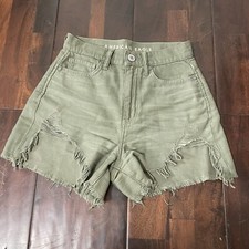American Eagle Highest Rise Mom Short Size 00/24 Distressed Army Green New