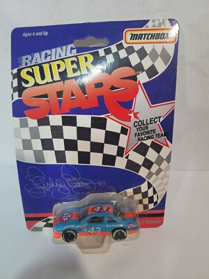 Racing Super Stars Matchbox 1/64 Scale Richard Petty #43 Stock Car