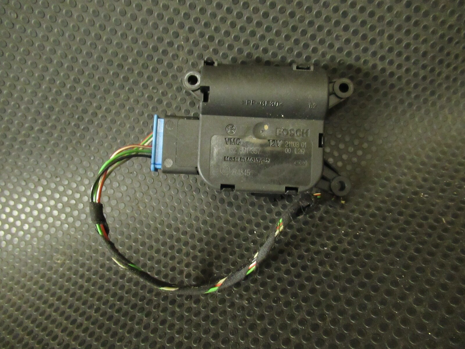 Picture 1 of 2