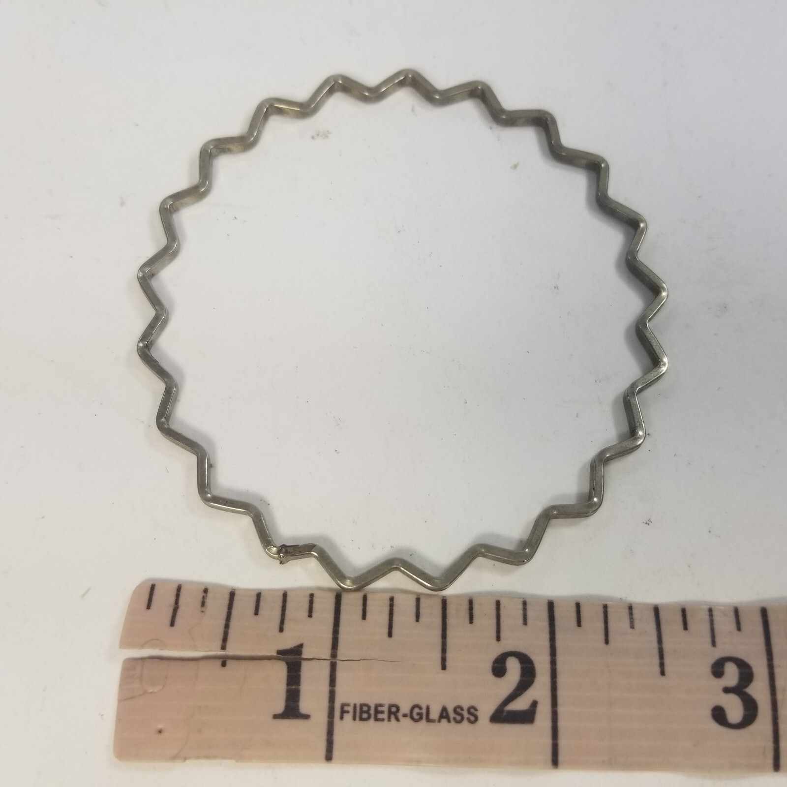 Silver Tone Zigzag Wavy Solid Bangle Bracelet - image 4