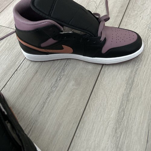 Air Jordan 1 Mid SE - Foto 10 di 20