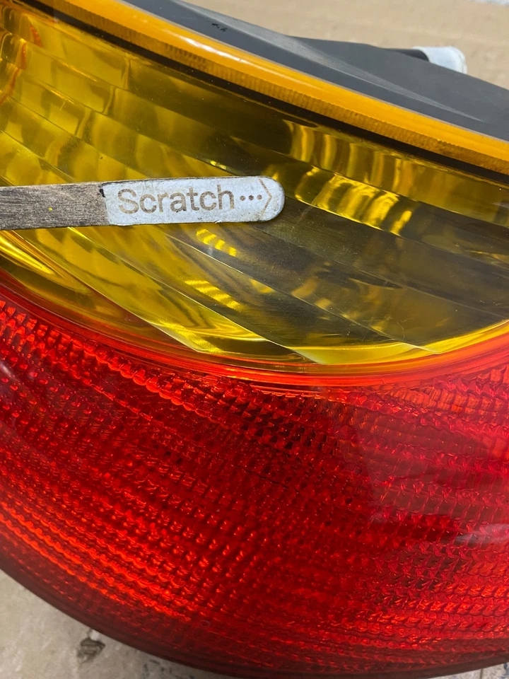 2001-2002 Saturn SC2 SL2 S Series Right Passenger RH Tail Light Oem S1865 DW - Image 4 of 4