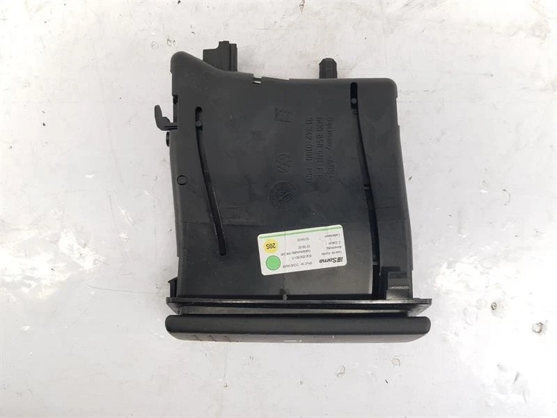 MK4 2002-2009 VOLKSWAGEN POLO SALPICADERO PORTAVASOS 6Q0858601F  Foto 2 de 4