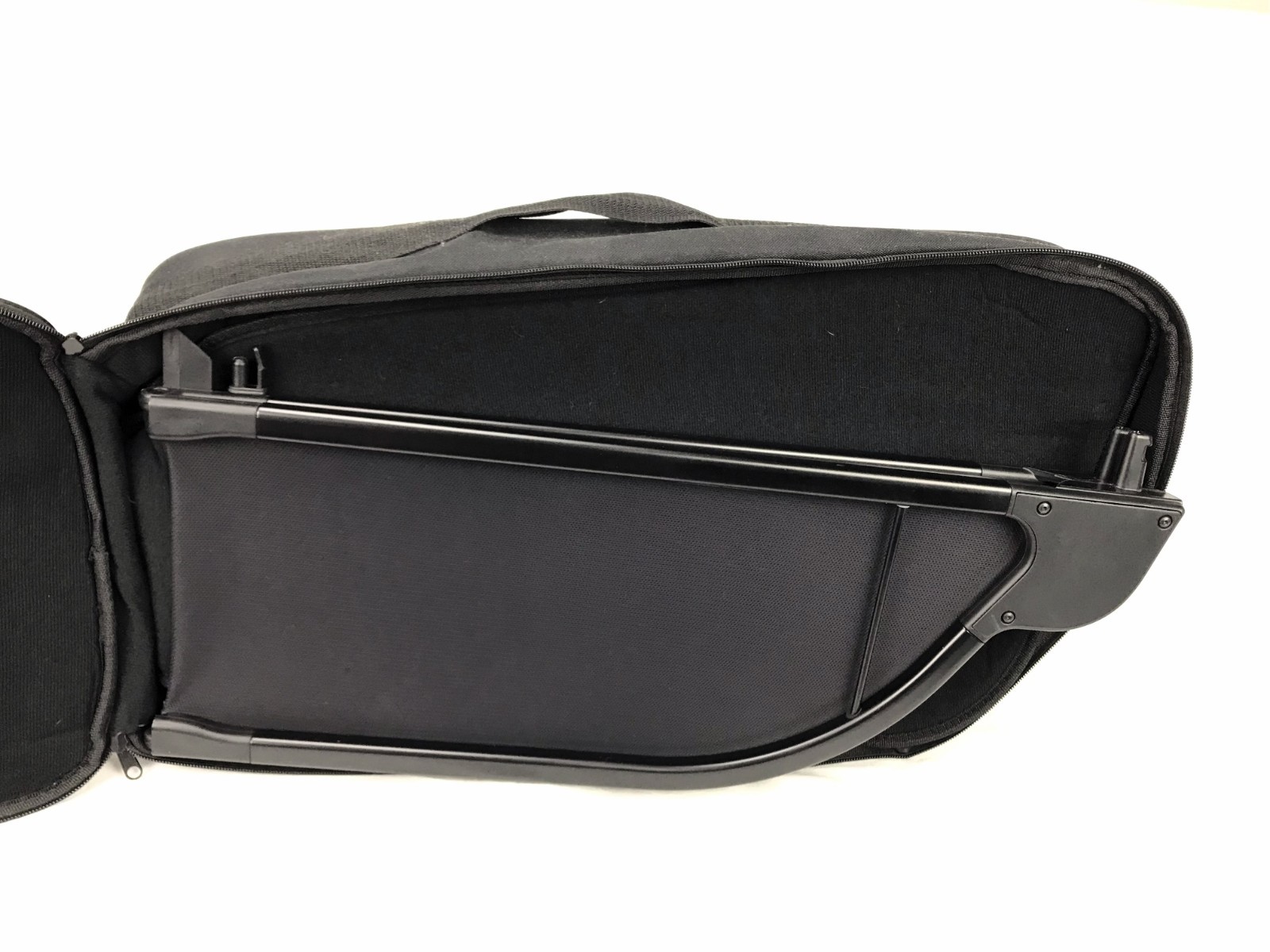 Ferrari California Wind deflector P/N 84743800