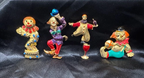 Signed ELLE Vintage Circus Clown Enamel Pins Costume Jewelry LOT of 4