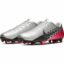 Nike Mercurial Vapor 13 Academy Cleats 