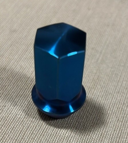 20 Pack M12 x 1.5 Blue Anodized Closed End Titanium Lug Nuts (60 degree tapered) - Picture 3 of 7