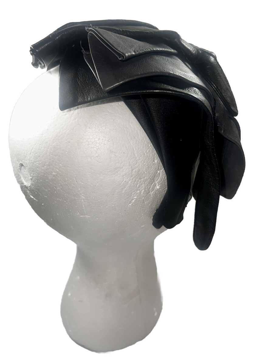 Rare DOLCE & GABBANA F/W 2009 Black & Gray Glove Headpiece Rare DOLCE & GABBANA F/W 2009 Black & Gray Glove Headpiece