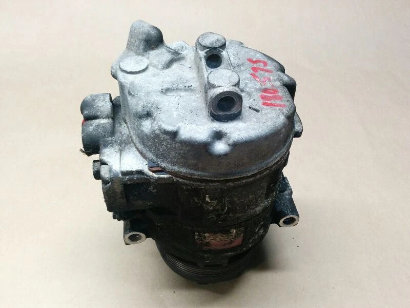 Compresor de aire acondicionado usado se adapta a: BMW 323I Sdn E46 2000 grado C Foto 2 de 4