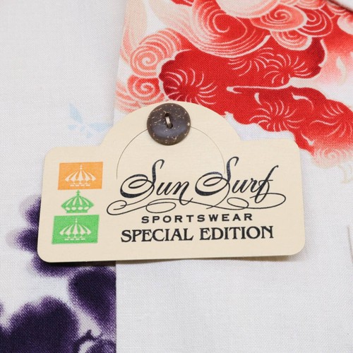 Sun Surf Special Edition Hawaiian Karajishi Japanese Medium - Picture 6 of 7