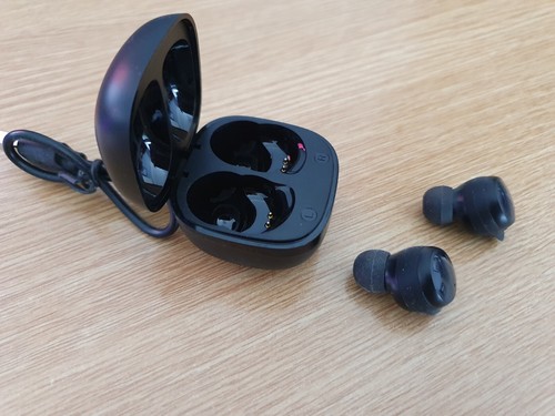 New Unused Reflex Active Earbuds and Charging Pod - Bluetooth Music Gym Running