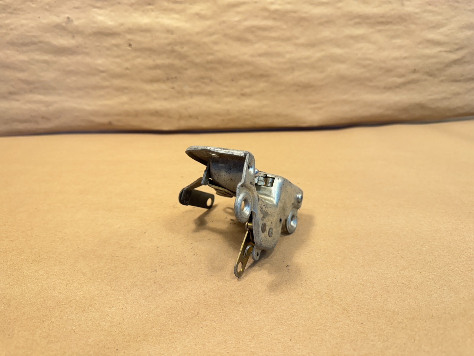 Ferrari 308 RH Right Door Latch OEM PN 20170909