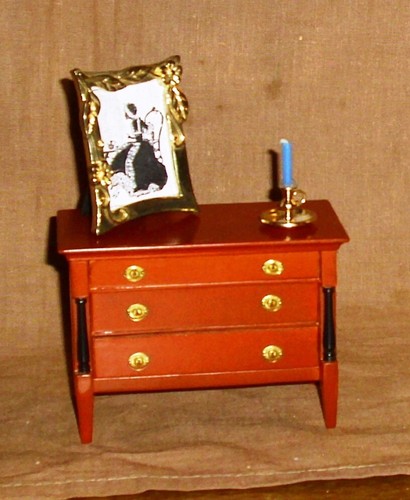 Holzkommode mit 3 Schubladen-Holz-Miniatur 1:12-Note 2 - Bild 4 von 8