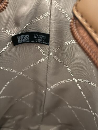 BOLSO DE HOMBRO MICHAEL KORS JET SET MEDIANO DOBLE BOLSILLO MK LOGOTIPO VAINILLA - Imagen 5 de 18