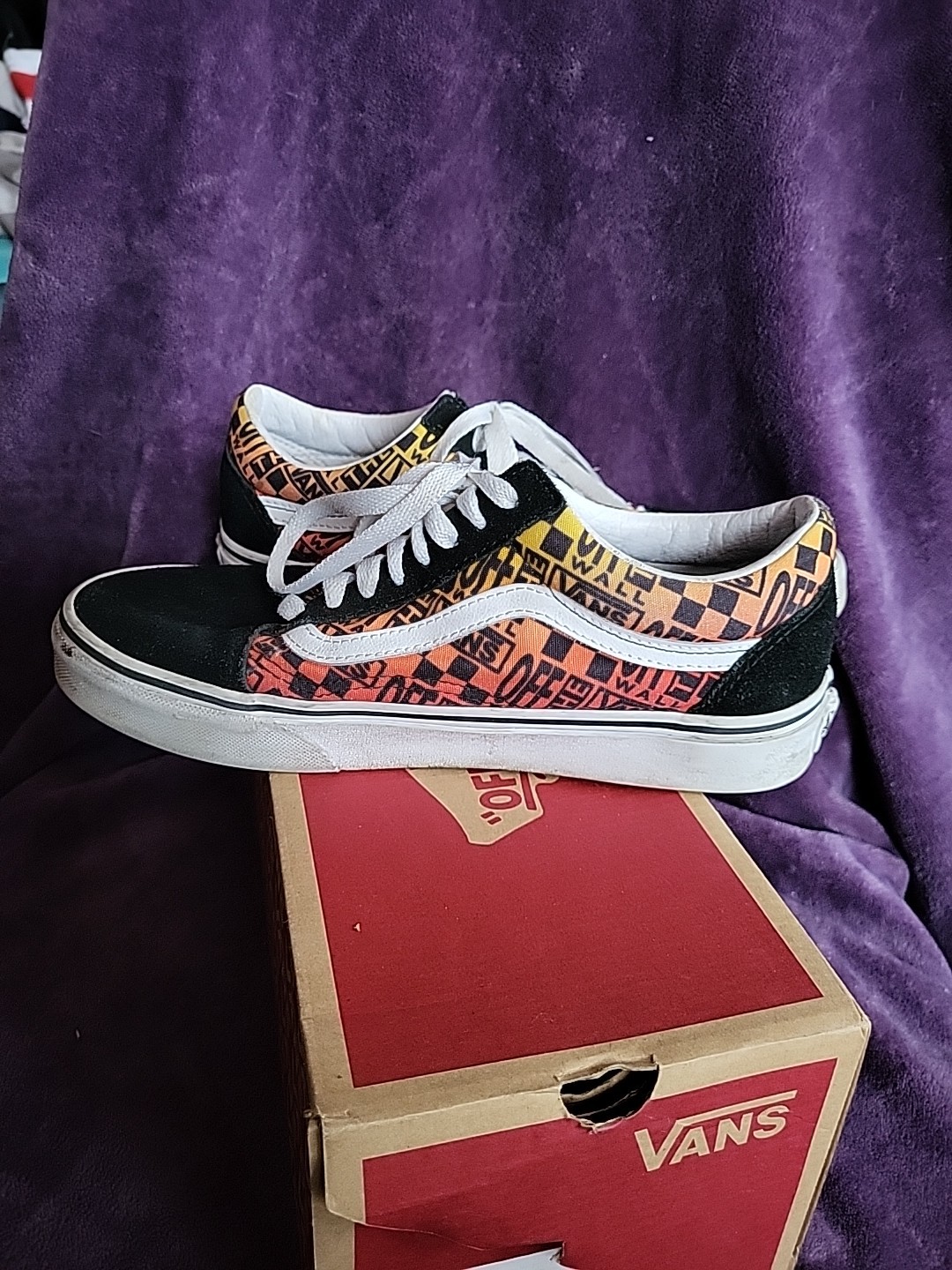 VANS Old Skool Men’s Size 7/Women's Size 8.5 Sneakers thumbnail 4