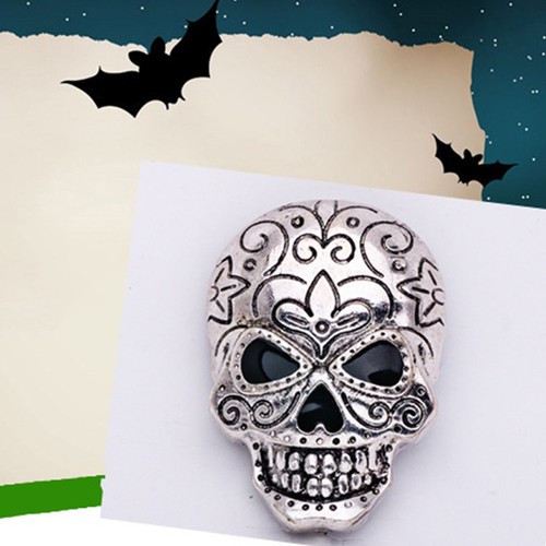 Insigne Pin's Punk Tête De Mort En Métal - Dimensions 3x3 Cm - Très Bon état