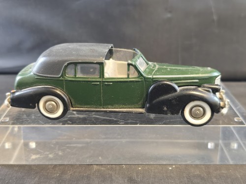 1/43 Rextoys Cadillac v16 1938 - 1940 US Navy ,no dinky solido