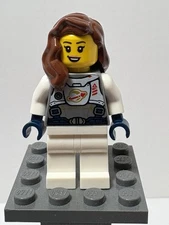 LEGO Minifigures Astronaut Twn411 From Space