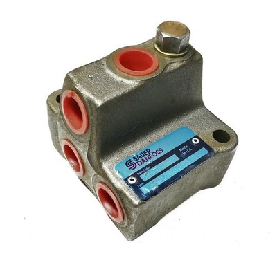 Sauer Danfoss/Orion Hydraulic Reservoir Switch Valve 553/1/06950/033 NOS