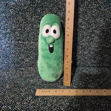 2010 GUND VeggieTales Larry the Cucumber 11" Plush 320064 Big Idea