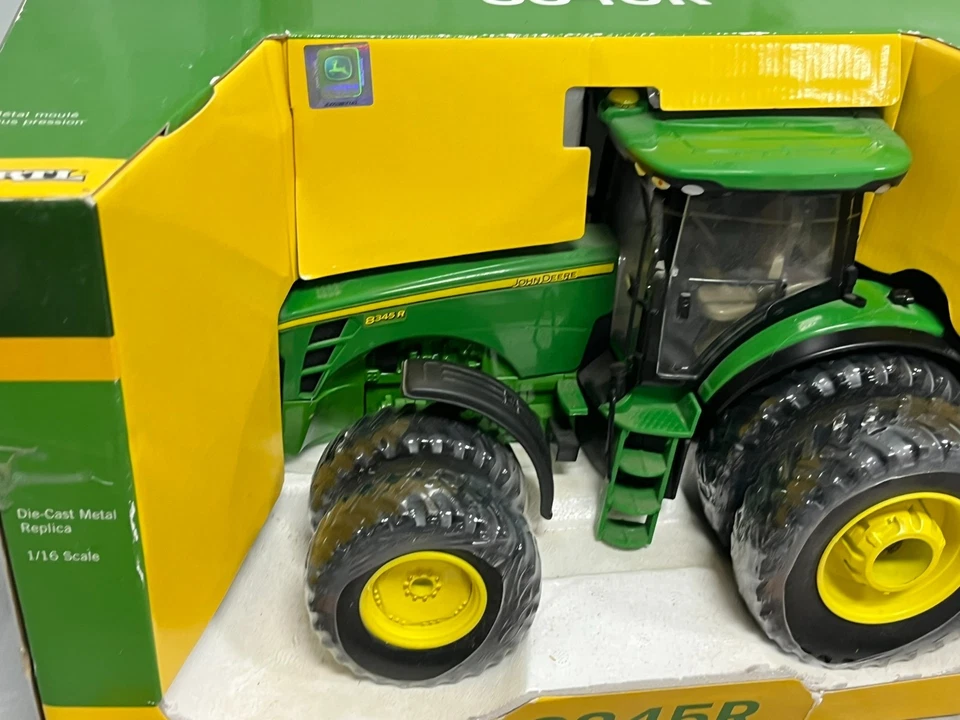 John Deere 8345R DUALS all Around 1:16 ERTL NIB Diecast HUGE Prestige 8R - Image 4 of 4