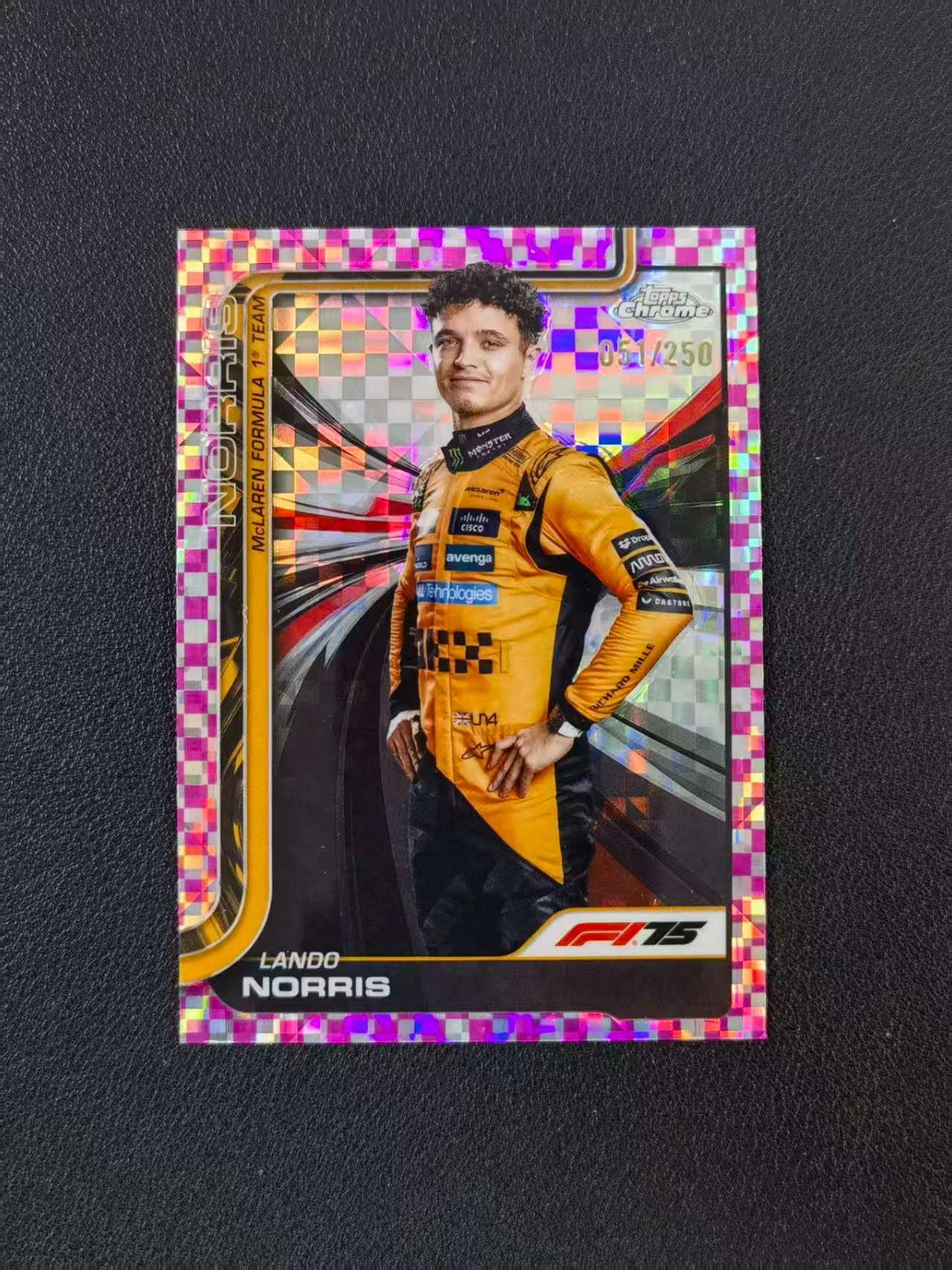 2025 Topps Chrome F1 Lando Norris Portrait Pink Checker Flag 51/250 #5 FEG