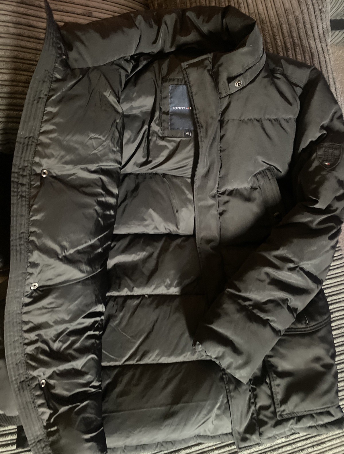 Tommy Hilfiger Women's Padded Puffer Jacket - Condition Excellent, Slightly Worn Twice image 3