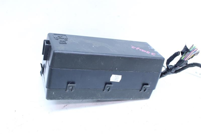 Used Fuse Box Engine fits: 2014 Maserati QUATTROPORTE  Grade A