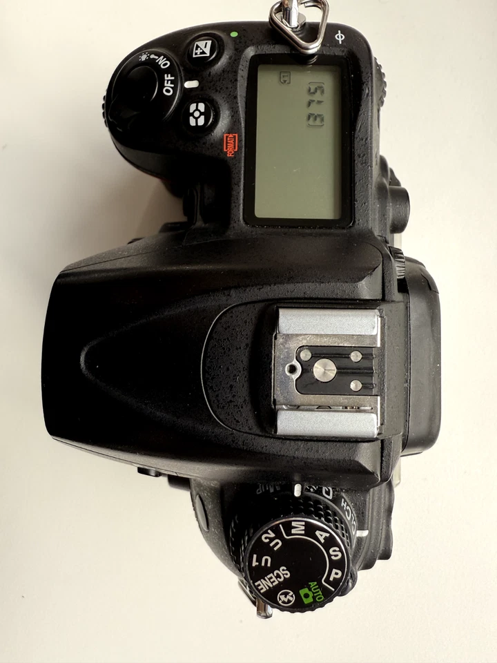 Nikon D7000 16.2MP Digital SLR Camera -Body + EN-EL15 Battery + SD Card + Manual - Image 3 of 4