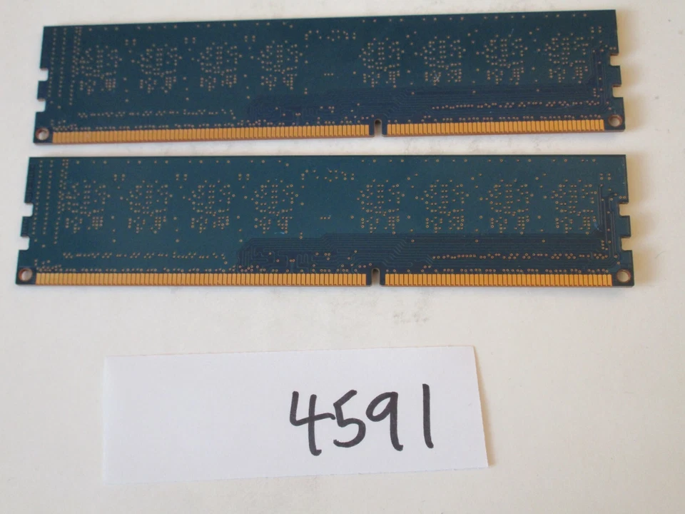 Hynix HMT325U6CFR8C-H9 2x2Gb=4Gb PC3-10600 1333Mhz DDR3 Desktop Memory RAM (4591 - Image 2 of 2