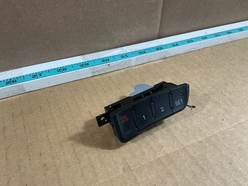 Interruptor de memoria del asiento de la puerta del conductor izquierdo Audi A5 2008-2016 8T0959769 OEM Foto 4 de 4